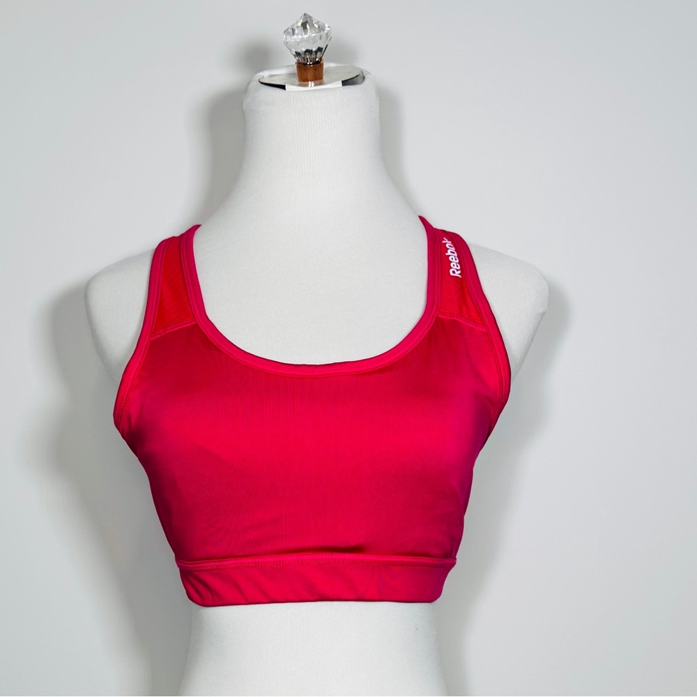 Reebok Women’s Pink Racerback Sports Bra Size‎ M